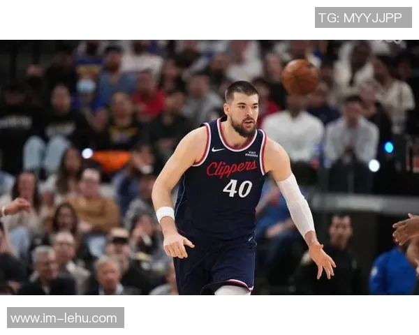 快船拒绝多队询问祖巴茨要求多个首轮选秀权